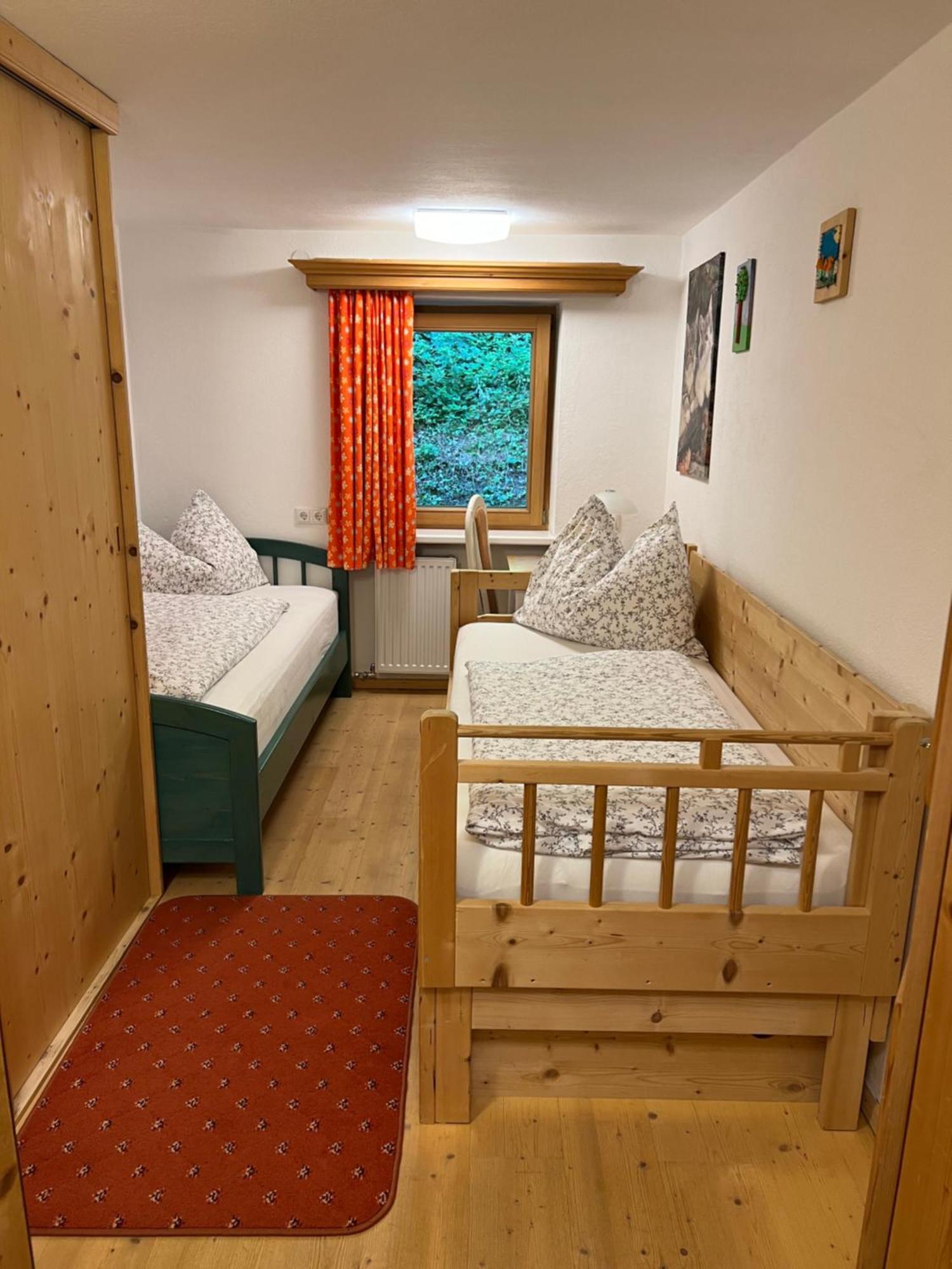 Haus Waldrand Appartement Oberndorf in Tirol Buitenkant foto