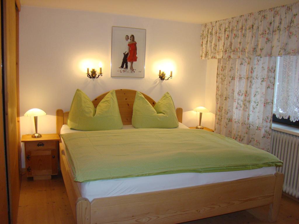 Haus Waldrand Appartement Oberndorf in Tirol Buitenkant foto